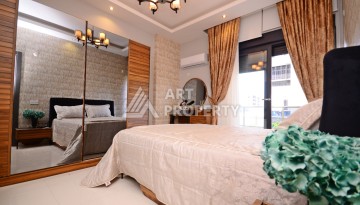 Двухуровневая квартира 2+1 с выходом в сад, 300 метров до моря в районе Каргыджак - Ракурс 19