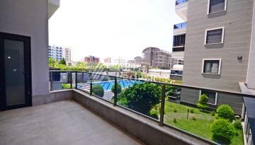 Двухуровневая квартира 2+1 с выходом в сад, 300 метров до моря в районе Каргыджак - Ракурс 20