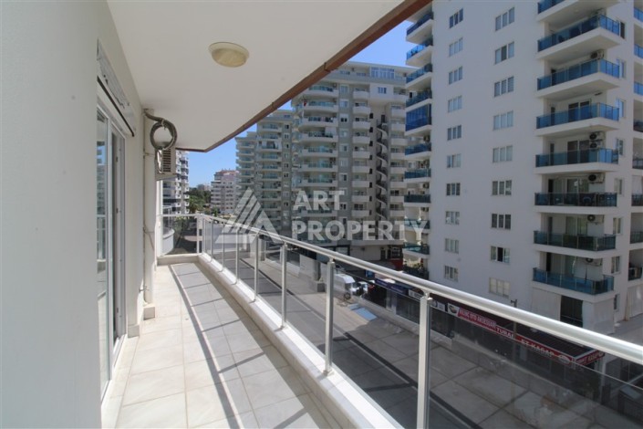 Квартира 2+1 с отдельной кухней в Махмутларе. Всего 400 метров до моря - Ракурс 8