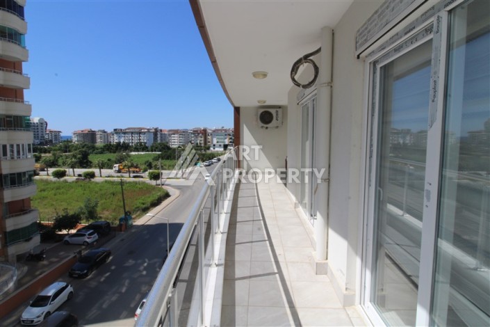 Квартира 2+1 с отдельной кухней в Махмутларе. Всего 400 метров до моря - Ракурс 26