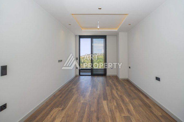 Вилла 3+1 с приватным бассейном и садом, 240 кв.м. Элитная недвижимость в Каргыджаке. - Ракурс 4