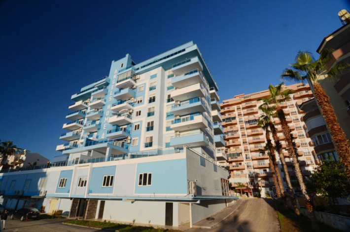 Четырехкомнатная квартира в современном комплексе в районе Махмутлар, Алания, 145 м2 - Ракурс 2