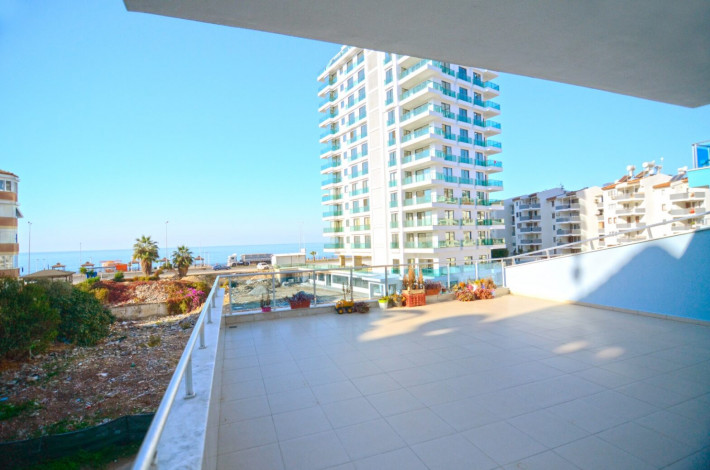 Четырехкомнатная квартира в современном комплексе в районе Махмутлар, Алания, 145 м2 - Ракурс 17