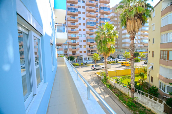 Четырехкомнатная квартира в современном комплексе в районе Махмутлар, Алания, 145 м2 - Ракурс 20