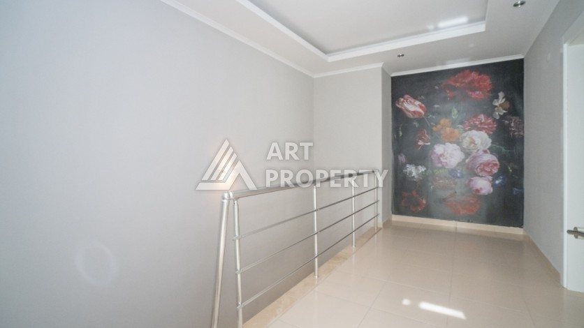 Двухуровневый пентхаус 2+1 в Кестеле всего в 200 метрах от моря - Ракурс 62