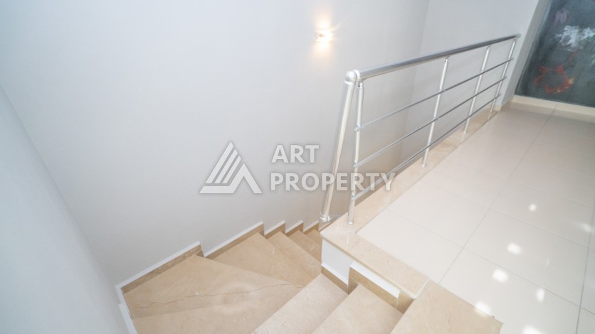 Двухуровневый пентхаус 2+1 в Кестеле всего в 200 метрах от моря - Ракурс 63