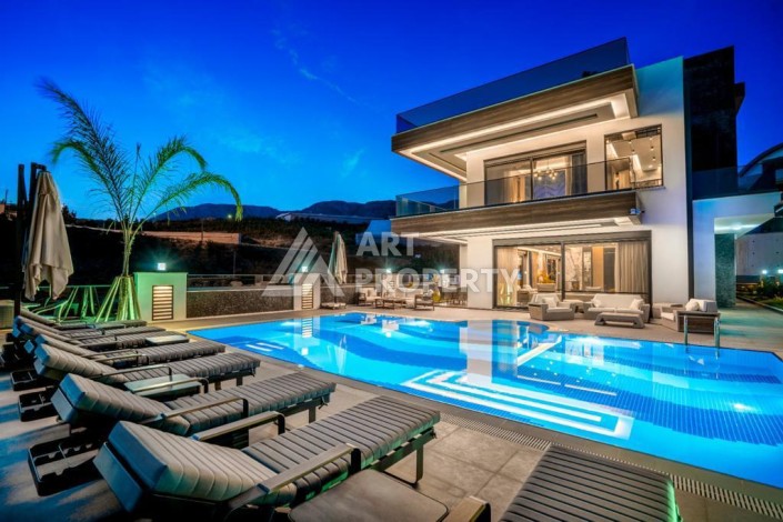 Роскошная вилла 3+2 с инфинити-бассейном и панорамным видом в Каргыджаке, 320 кв.м. - Ракурс 1