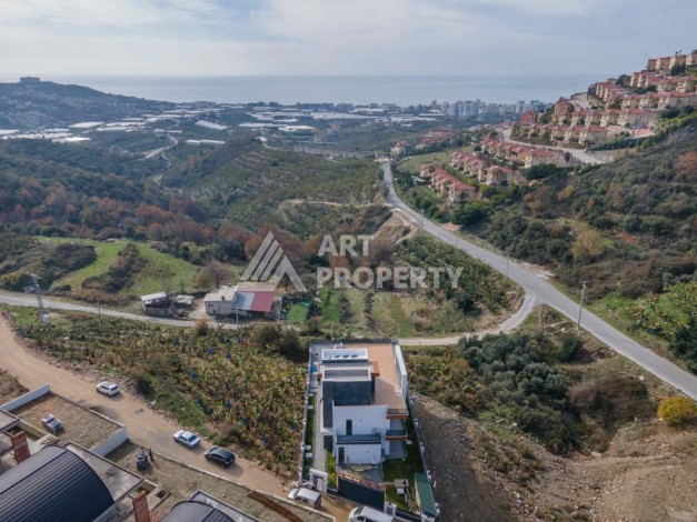 Роскошная вилла 3+2 с инфинити-бассейном и панорамным видом в Каргыджаке, 320 кв.м. - Ракурс 3