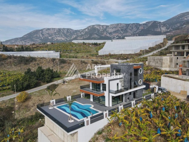 Роскошная вилла 3+2 с инфинити-бассейном и панорамным видом в Каргыджаке, 320 кв.м. - Ракурс 4