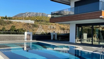 Роскошная вилла 3+2 с инфинити-бассейном и панорамным видом в Каргыджаке, 320 кв.м. - Ракурс 12