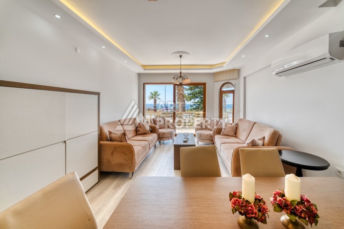 Просторная квартира 3+1 на первой береговой линии в центре Махмутлара, 140 кв.м. - Ракурс 1