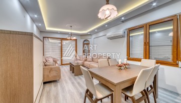 Просторная квартира 3+1 на первой береговой линии в центре Махмутлара, 140 кв.м. - Ракурс 4