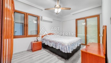 Просторная квартира 3+1 на первой береговой линии в центре Махмутлара, 140 кв.м. - Ракурс 8