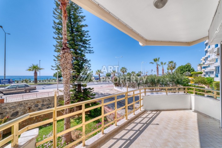 Просторная квартира 3+1 на первой береговой линии в центре Махмутлара, 140 кв.м. - Ракурс 27