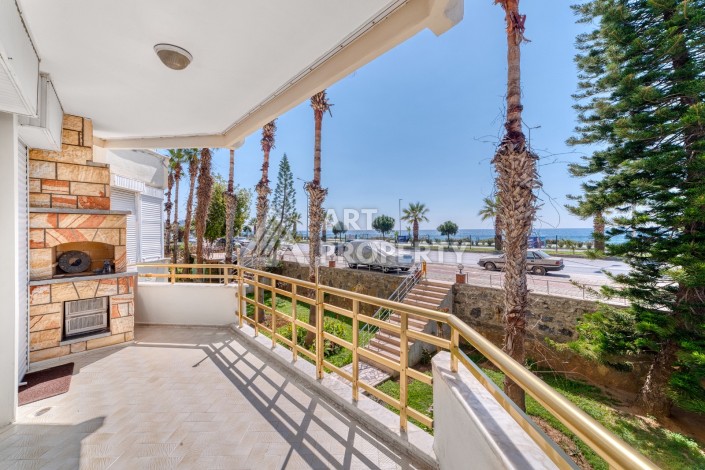 Просторная квартира 3+1 на первой береговой линии в центре Махмутлара, 140 кв.м. - Ракурс 32