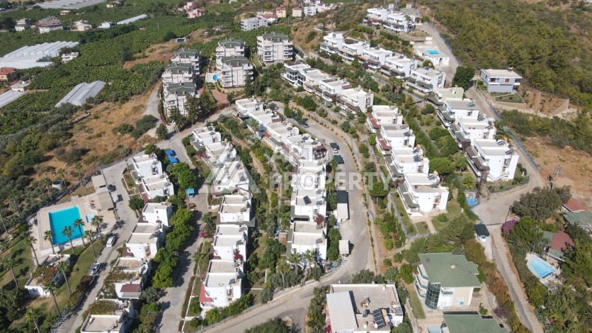 Просторная вилла 2+2 с панорамным видом на море в экологически чистом Демирташ - Ракурс 2