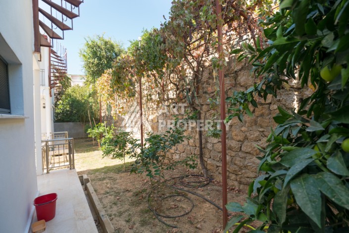 Просторная вилла 2+2 с панорамным видом на море в экологически чистом Демирташ - Ракурс 10