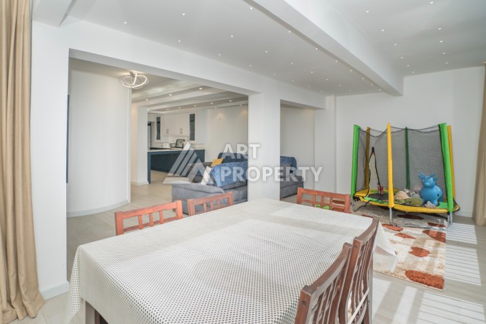 Просторная вилла 2+2 с панорамным видом на море в экологически чистом Демирташ - Ракурс 19