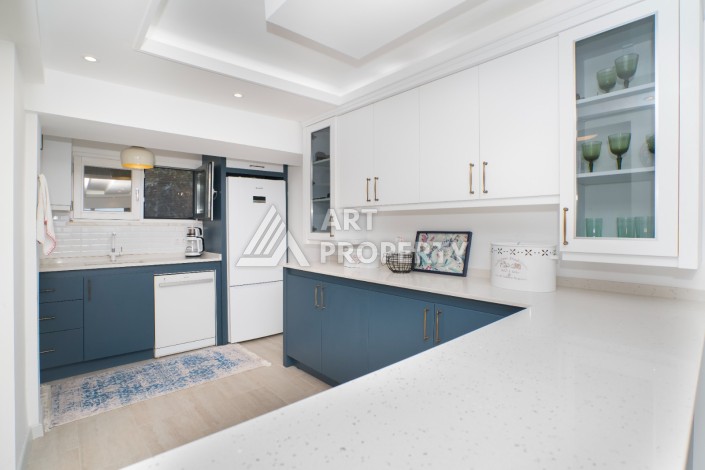 Просторная вилла 2+2 с панорамным видом на море в экологически чистом Демирташ - Ракурс 20