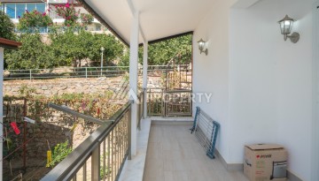 Просторная вилла 2+2 с панорамным видом на море в экологически чистом Демирташ - Ракурс 43