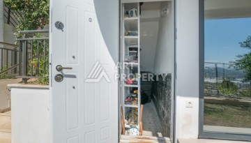 Просторная вилла 2+2 с панорамным видом на море в экологически чистом Демирташ - Ракурс 52