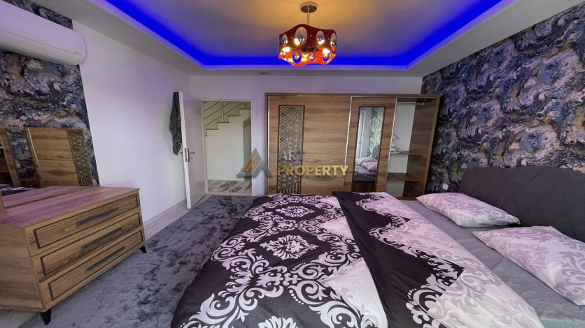 Двухуровневая меблированная квартира в районе Авсаллар, Алания, 150 м2 - Ракурс 15