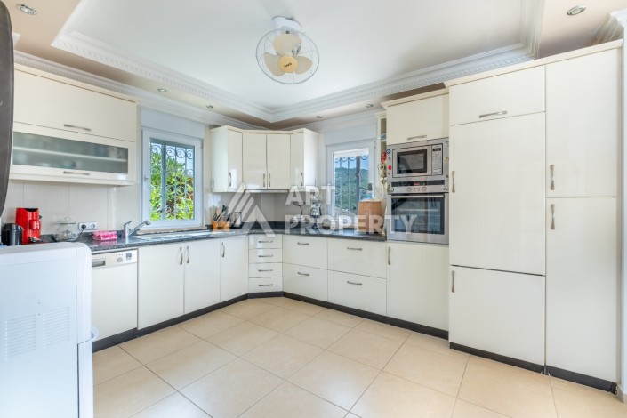 Большая вилла 3+1 с частным бассейном, 410 кв.м. Каргыджак, Алания - Ракурс 23