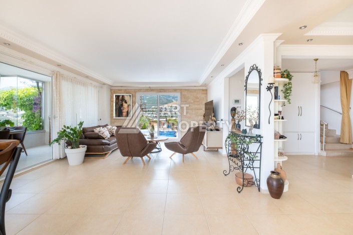 Большая вилла 3+1 с частным бассейном, 410 кв.м. Каргыджак, Алания - Ракурс 26