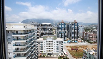 Пентхаус 3+1 с панорамным видом на море и горы в районе Махмутлар - Ракурс 8