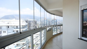 Пентхаус 3+1 с панорамным видом на море и горы в районе Махмутлар - Ракурс 27