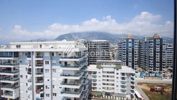 Пентхаус 3+1 с панорамным видом на море и горы в районе Махмутлар - Ракурс 28