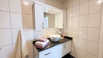 Пентхаус 3+1 с панорамным видом на море и горы в районе Махмутлар - Ракурс 36