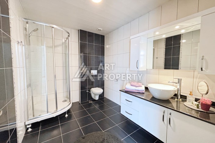 Пентхаус 3+1 с панорамным видом на море и горы в районе Махмутлар - Ракурс 41