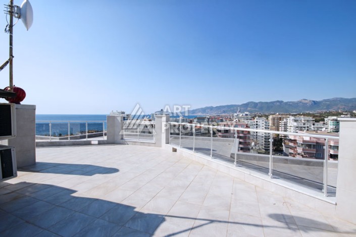 Пентхаус 3+1 с панорамным видом на море и горы в районе Махмутлар - Ракурс 46