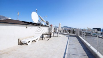 Пентхаус 3+1 с панорамным видом на море и горы в районе Махмутлар - Ракурс 48