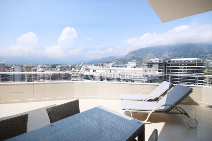 Пентхаус 3+1 с панорамным видом на море и горы в районе Махмутлар - Ракурс 48