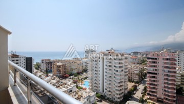 Пентхаус 3+1 с панорамным видом на море и горы в районе Махмутлар - Ракурс 54