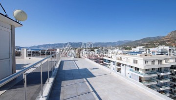 Пентхаус 3+1 с панорамным видом на море и горы в районе Махмутлар - Ракурс 55