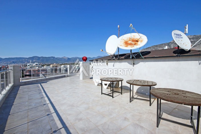 Пентхаус 3+1 с панорамным видом на море и горы в районе Махмутлар - Ракурс 56