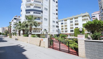 Пентхаус 3+1 с панорамным видом на море и горы в районе Махмутлар - Ракурс 63