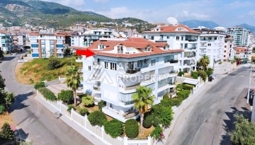 Просторный пентхаус 4+2 с видом на море в центре Алании - Ракурс 1