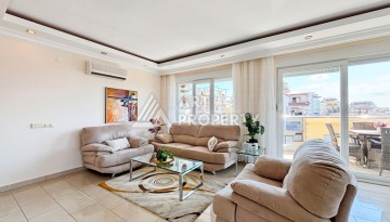 Просторный пентхаус 4+2 с видом на море в центре Алании - Ракурс 2