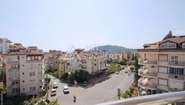 Просторный пентхаус 4+2 с видом на море в центре Алании - Ракурс 18