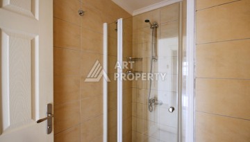 Просторный пентхаус 4+2 с видом на море в центре Алании - Ракурс 35