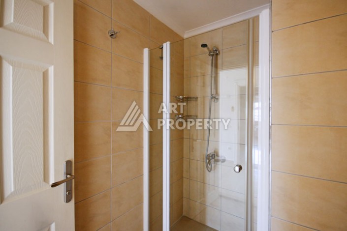 Просторный пентхаус 4+2 с видом на море в центре Алании - Ракурс 34