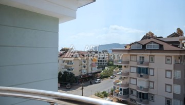 Просторный пентхаус 4+2 с видом на море в центре Алании - Ракурс 37