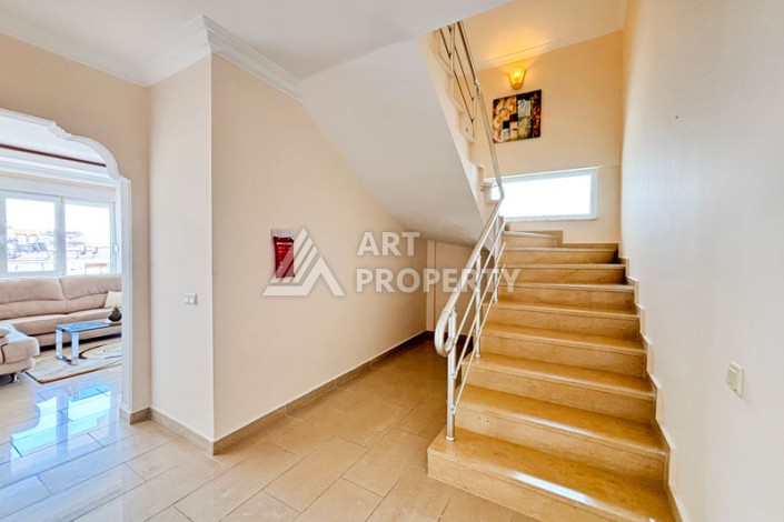 Просторный пентхаус 4+2 с видом на море в центре Алании - Ракурс 38