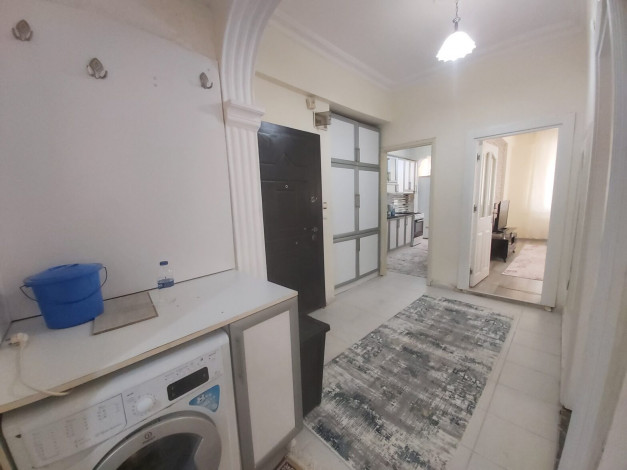 Срочная продажа трехкомнатной квартиры с отдельной кухней в районе Махмутлар, 105 м2 - Ракурс 8