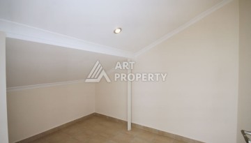 Просторный пентхаус 4+2 с видом на море в центре Алании - Ракурс 45