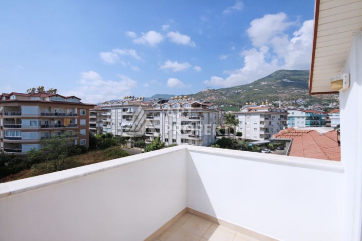 Просторный пентхаус 4+2 с видом на море в центре Алании - Ракурс 52